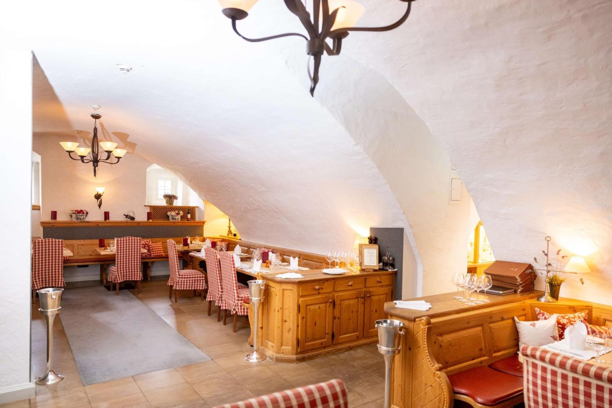 Schlosshotel Muenchhausen Aerzen Luaran gambar